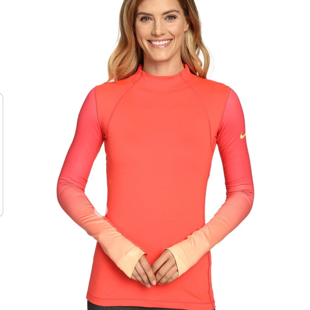 Like New Nike Pro Women's Hyperwarm Training Top